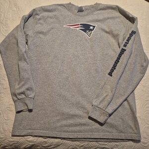 New England Patriots Men's XL long sleeve shirt Sports ILL. Edition has defect